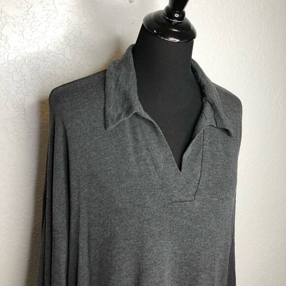 Cabi Elegant Tee charcoal gray collared v neck knit top size Large #4258 - Picture 2 of 15